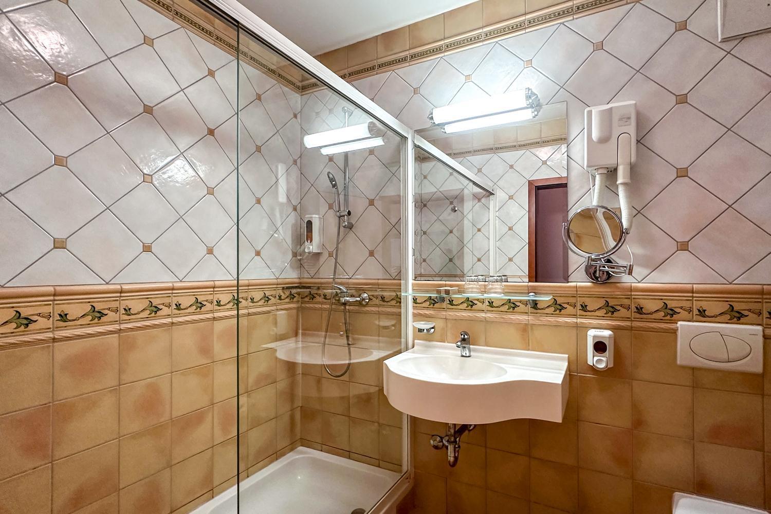 Terme Banovci - Hotel Zeleni Gaj Veržej Kültér fotó