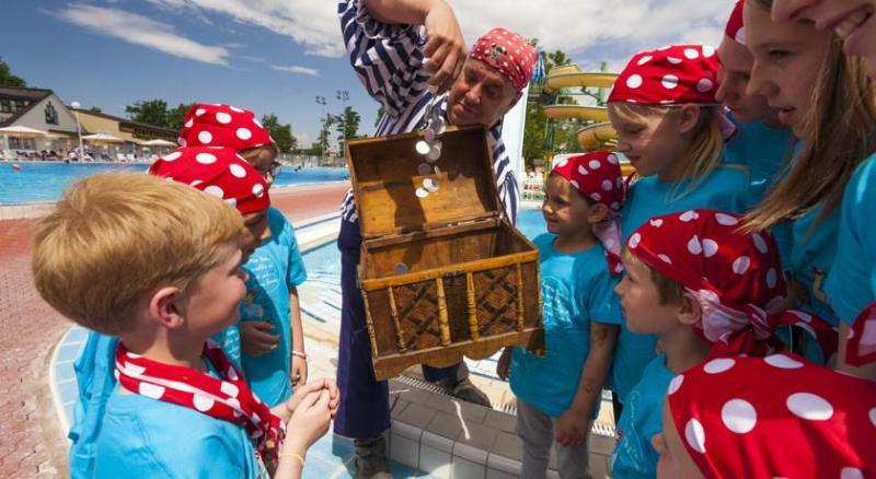 Terme Banovci - Hotel Zeleni Gaj Veržej Kültér fotó